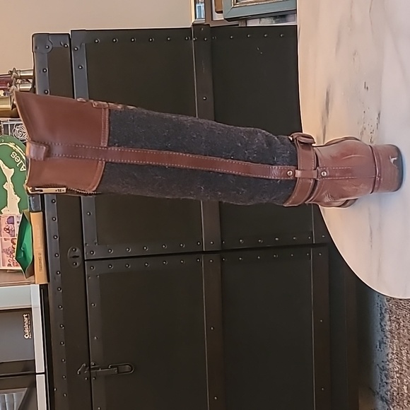 *** SOLD*** Tory Burch riding boot - Picture 10 of 16